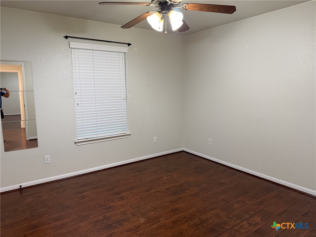 621 S Roy Reynolds Drive Property Photo 28