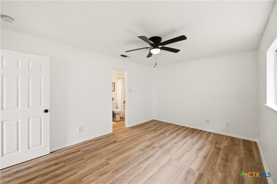 7702 Pipers Swan Street Property Photo 19