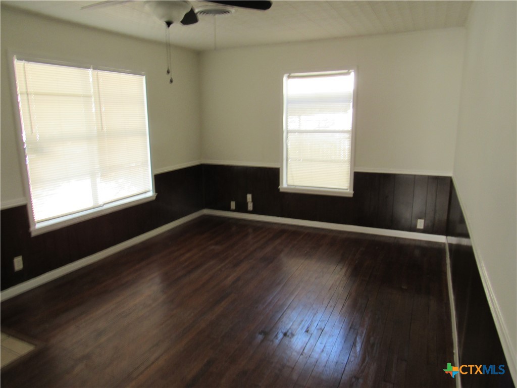 1325 S 17th Street Property Photo 4
