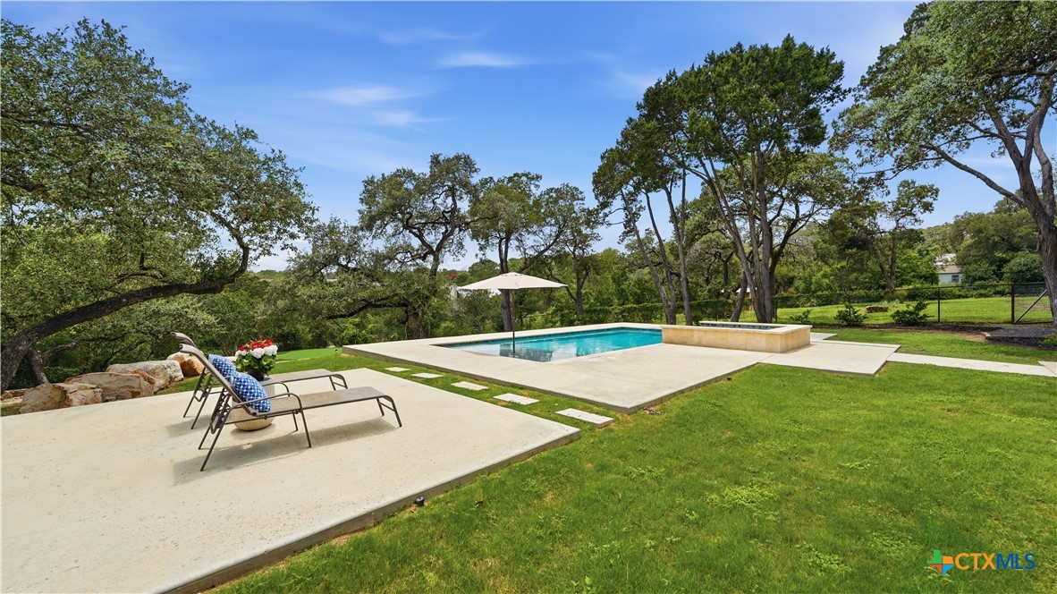 739 Encino Drive Property Photo 1