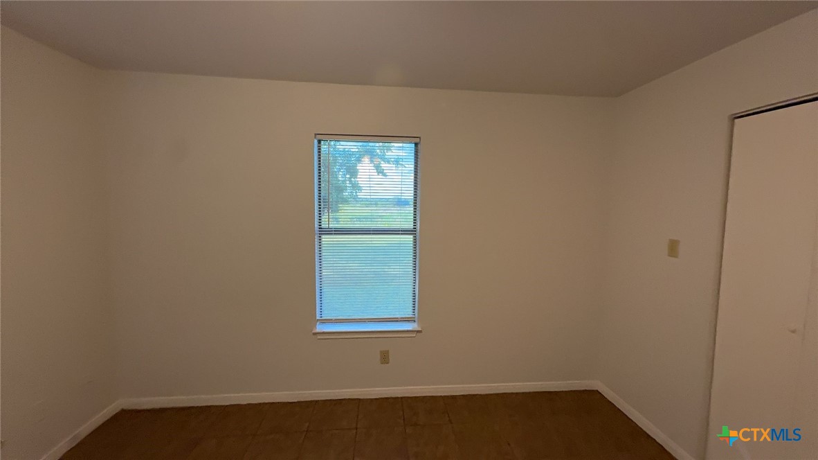 10411 Trimmier Road B Property Photo 5