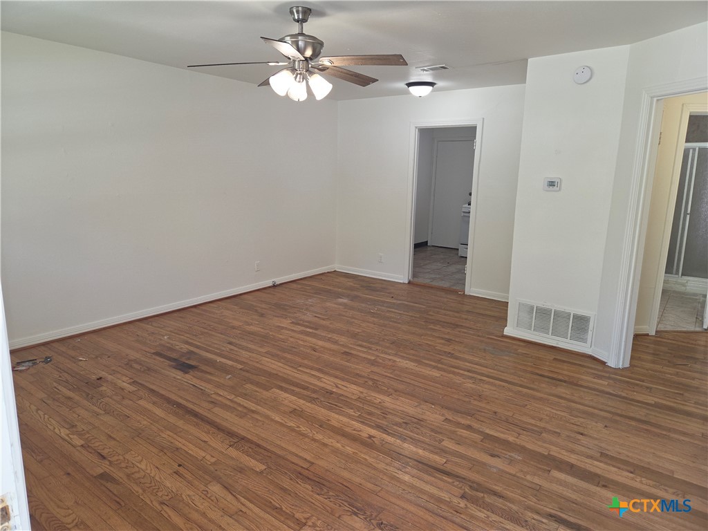 1909 S 15th Street Property Photo 2