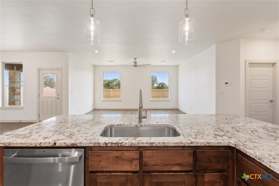 2551 Tin Barn Bluff Property Photo 6