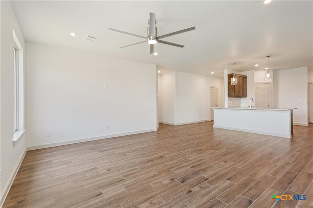 2551 Tin Barn Bluff Property Photo 7