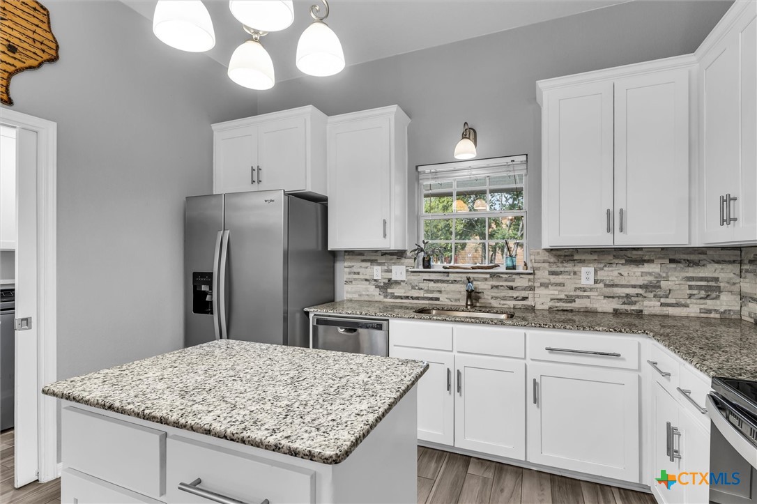 7 Market Loop Property Photo 5