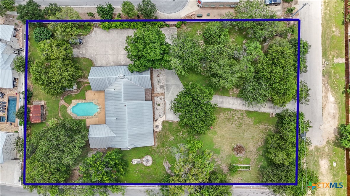 1690 Waterway Lane Property Photo 3