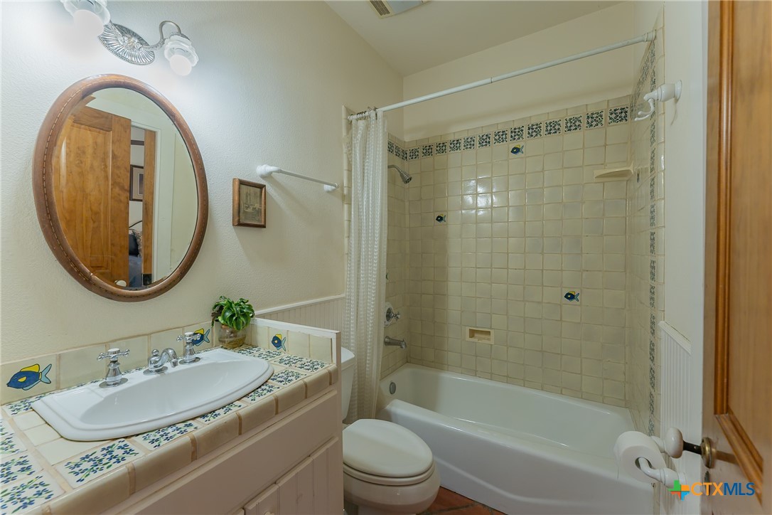 1690 Waterway Lane Property Photo 22