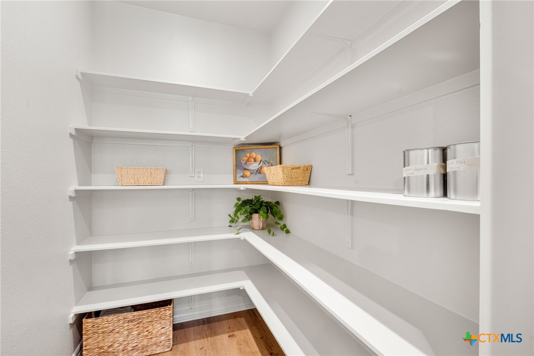 1112 Fairfax Drive Property Photo 19