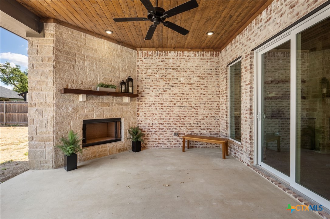 1112 Fairfax Drive Property Photo 39