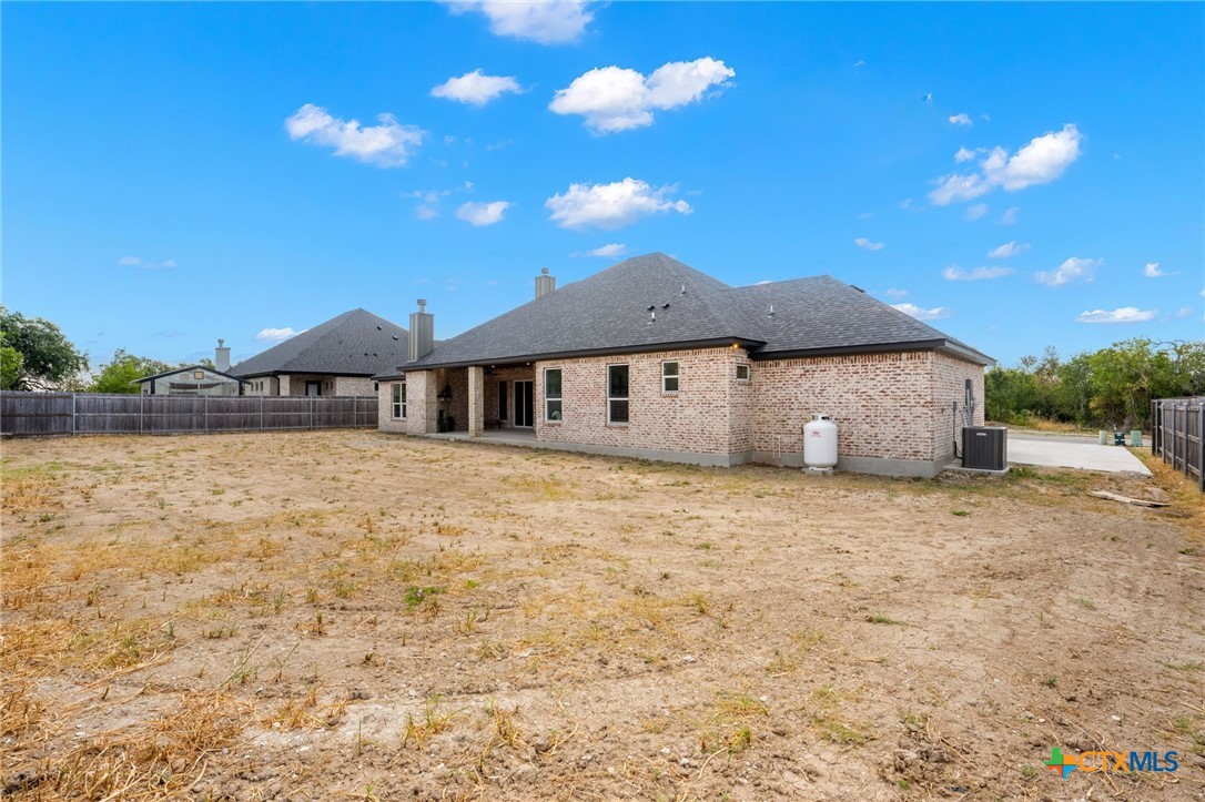 1112 Fairfax Drive Property Photo 42