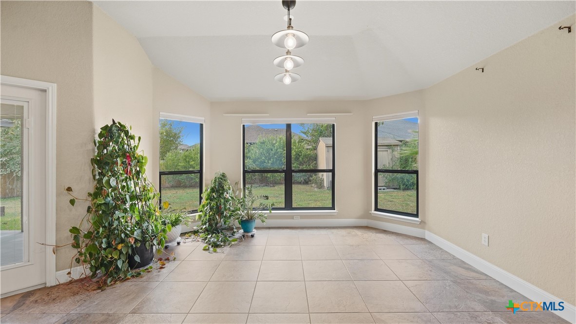 2262 Sun Chase Boulevard Property Photo 13