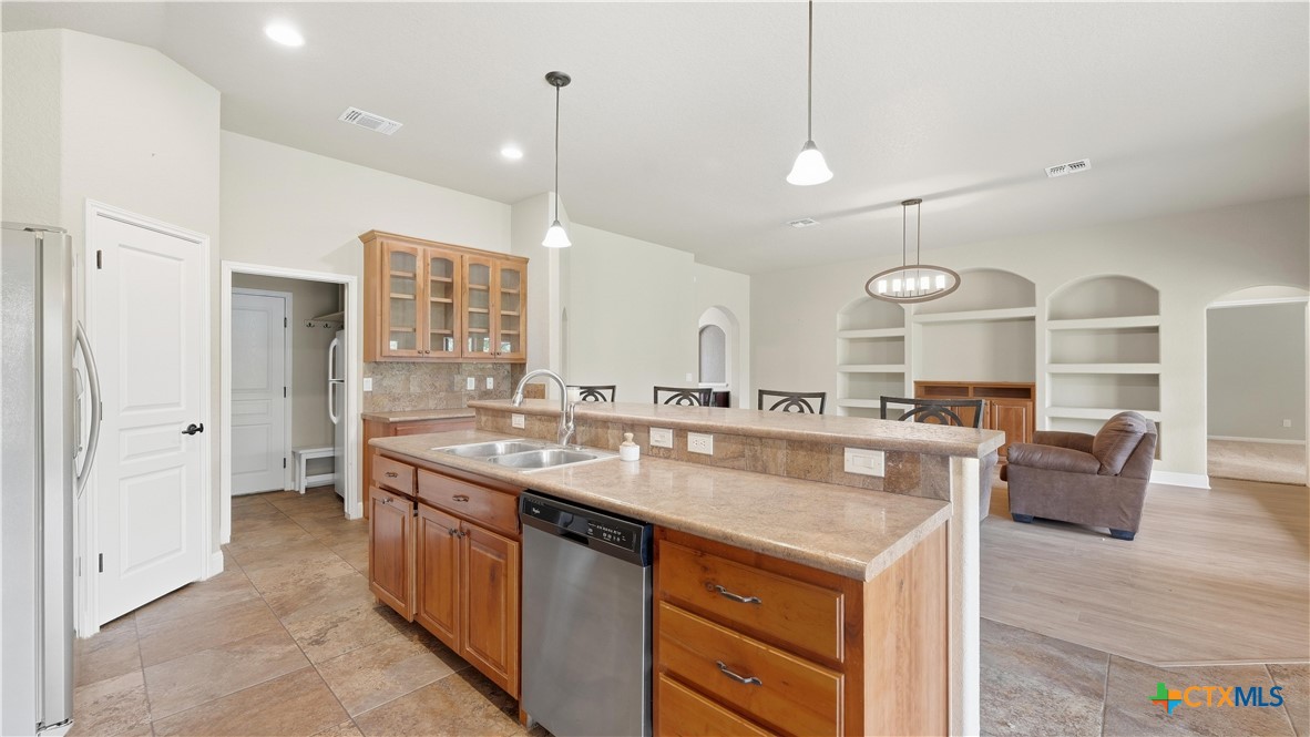 2262 Sun Chase Boulevard Property Photo 14