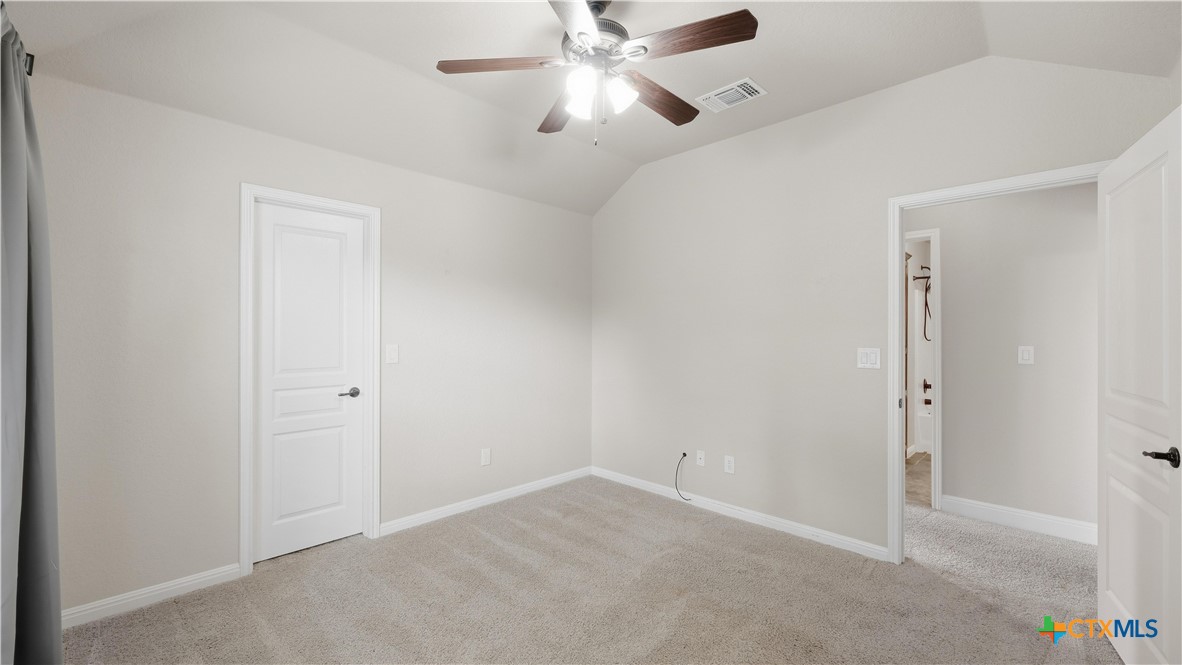 2262 Sun Chase Boulevard Property Photo 32