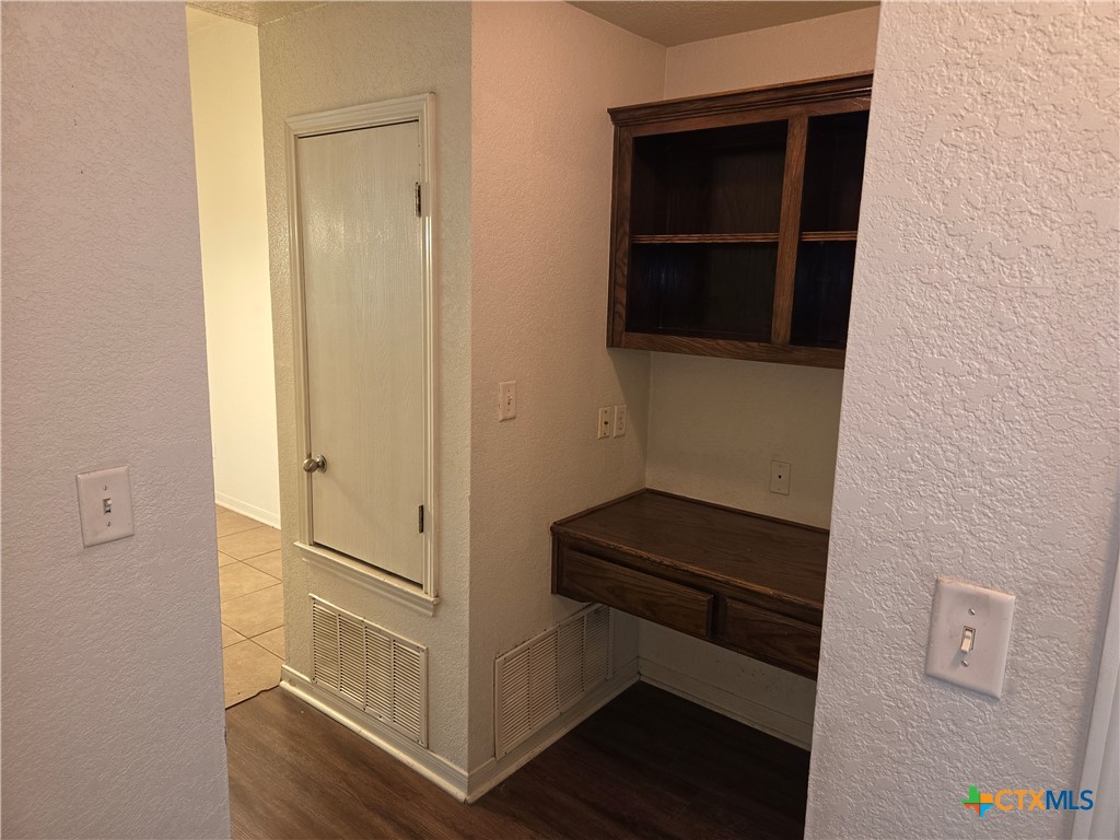 611 Olaf Drive Property Photo 5