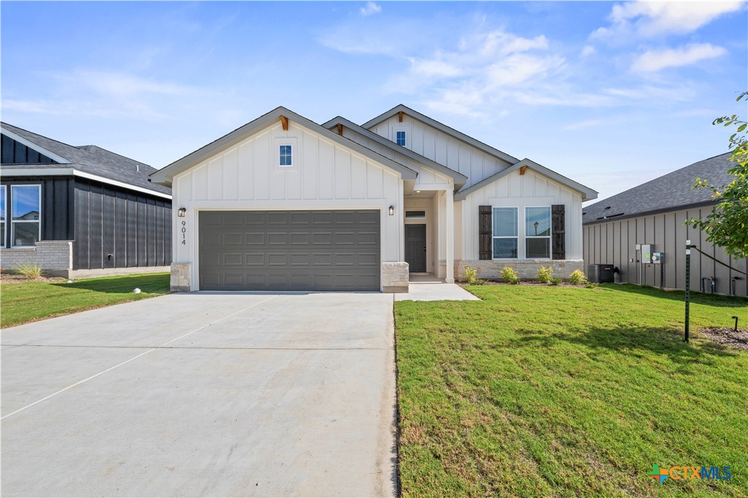 9014 Chalk Maple Drive Property Photo 1