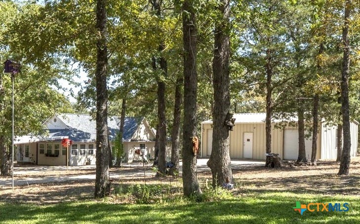 220 Clydesdale Drive Property Photo 1