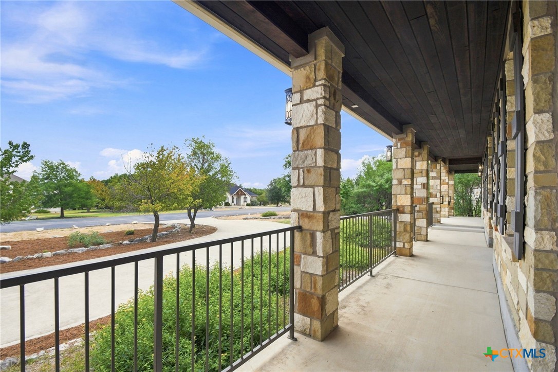 778 Haven Point Loop Property Photo 4
