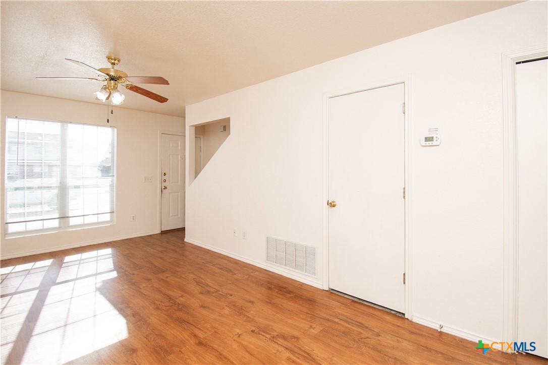 4003 Pilgram Drive D Property Photo 4
