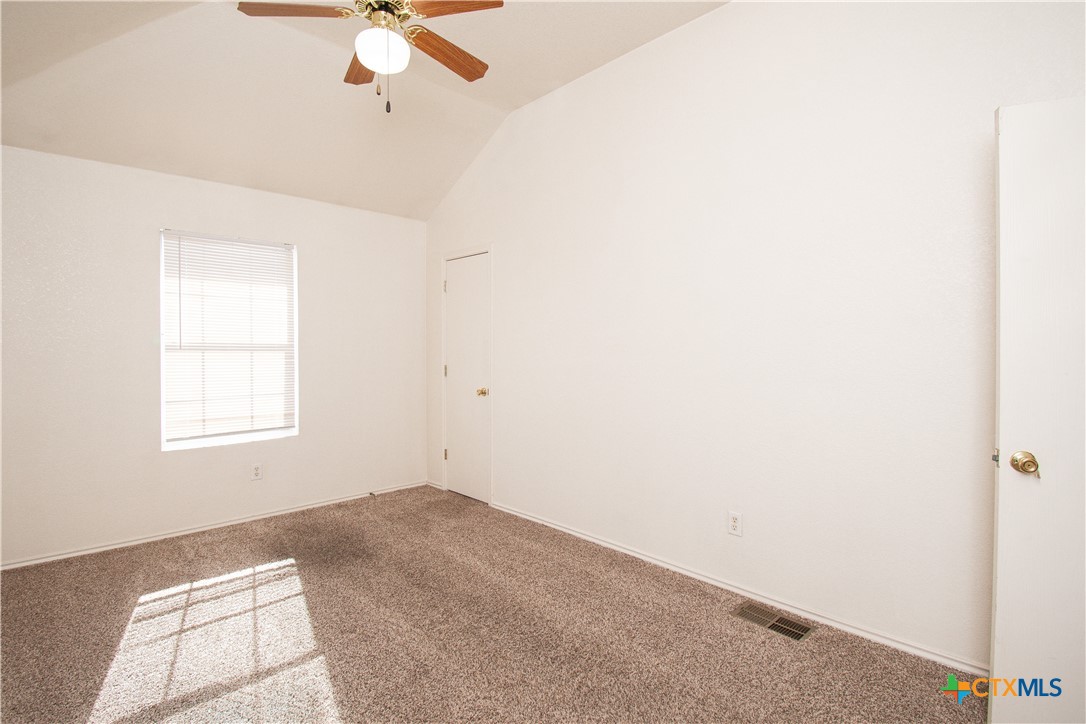 4003 Pilgram Drive D Property Photo 7
