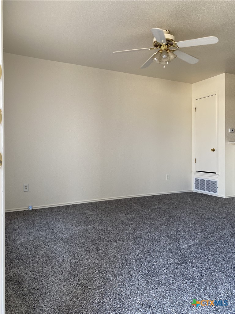 4408 Sylvia Drive C Property Photo 4