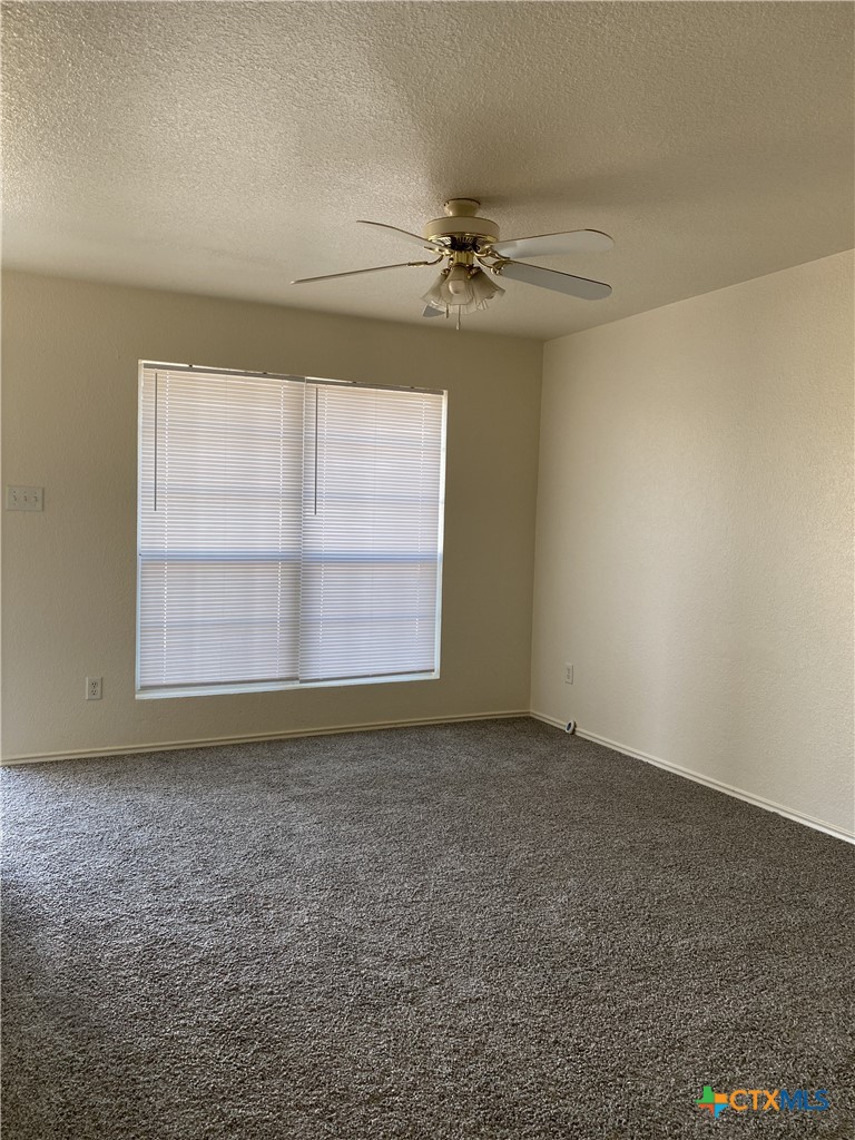 4408 Sylvia Drive C Property Photo 5
