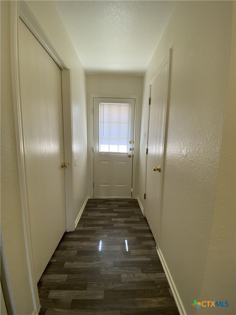 4408 Sylvia Drive C Property Photo 6