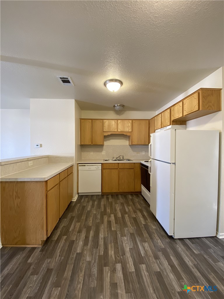 4408 Sylvia Drive C Property Photo 7