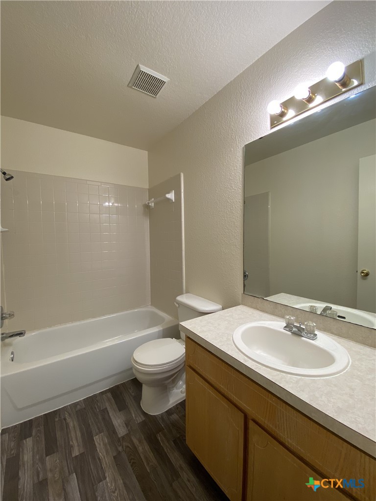 4408 Sylvia Drive C Property Photo 12