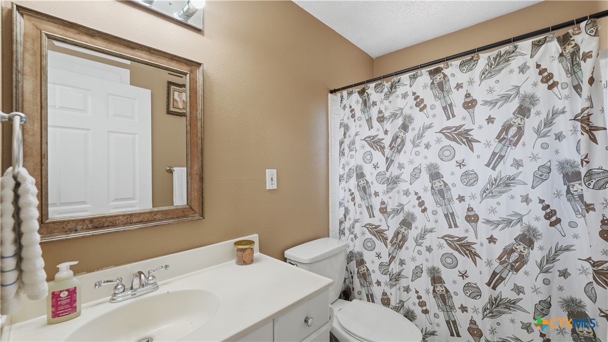 629 Creek Drive Property Photo 15