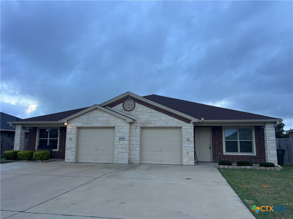 4606 Cambridge Drive B Property Photo 1