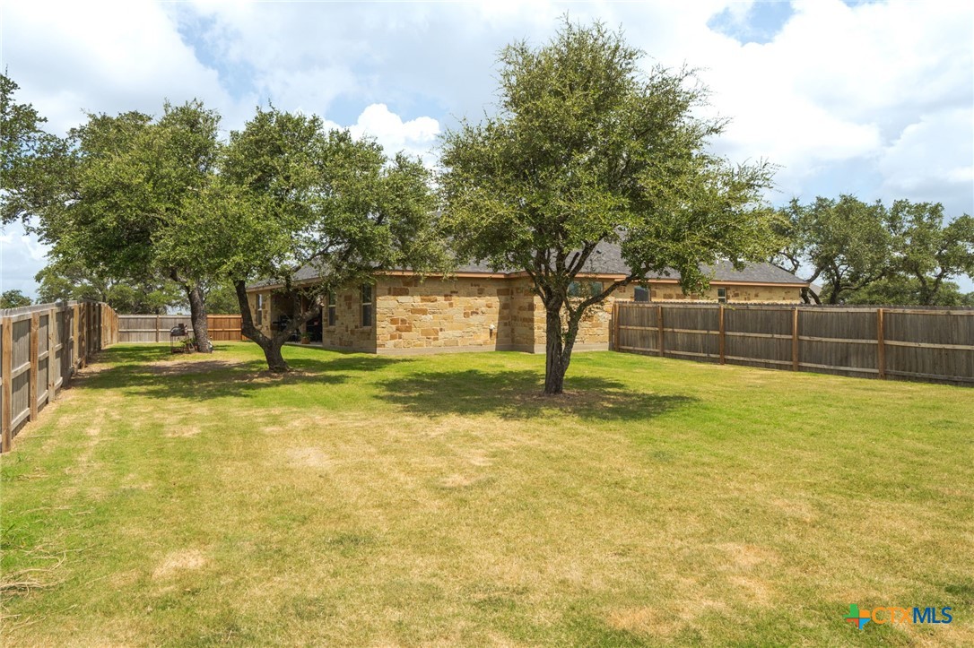 425 Ridge Crest Drive Property Photo 26