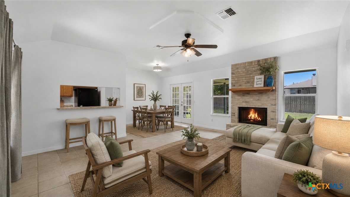 1615 Sunshine Peak Property Photo 2