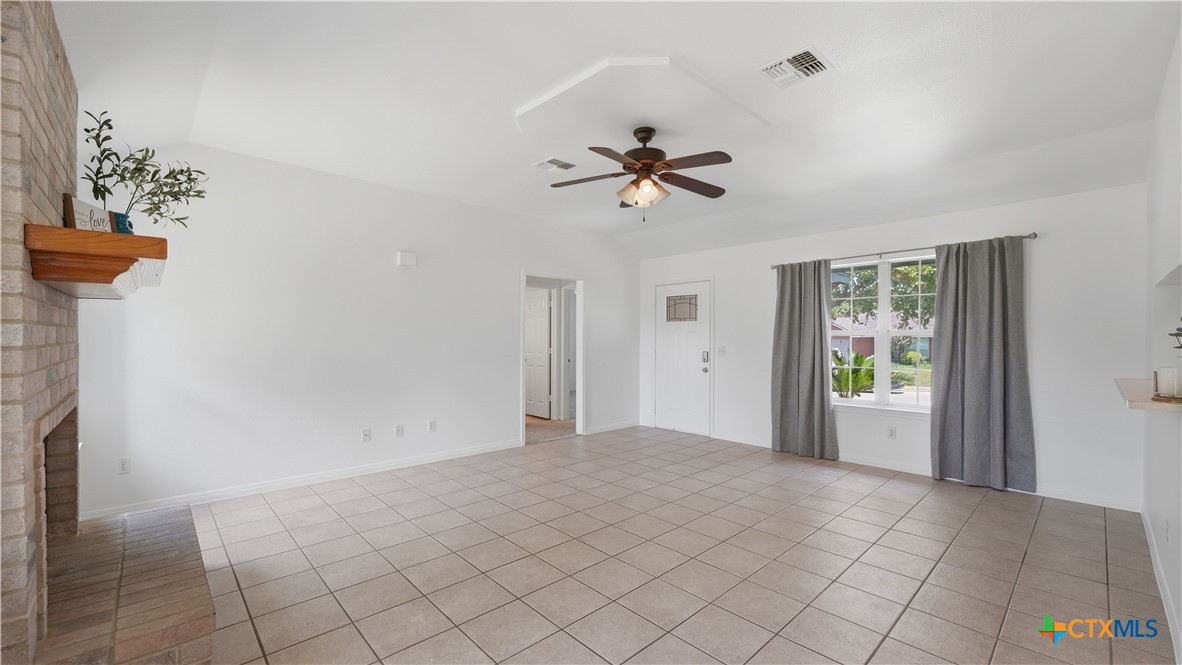 1615 Sunshine Peak Property Photo 10