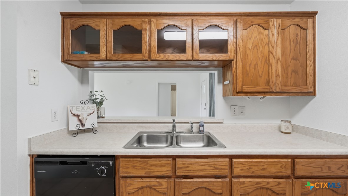 1615 Sunshine Peak Property Photo 12