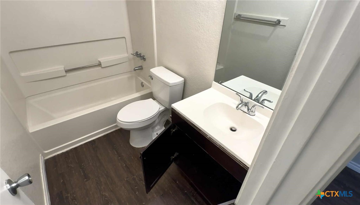 205 Erby Avenue D Property Photo 8