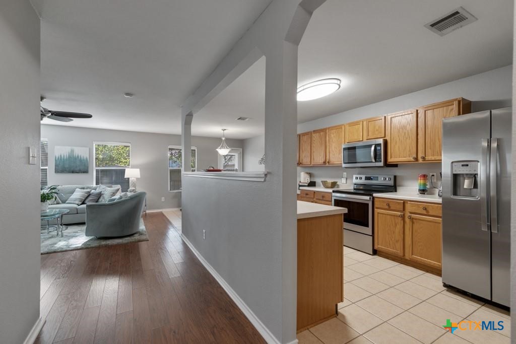 2042 Dragon Trail Property Photo 6