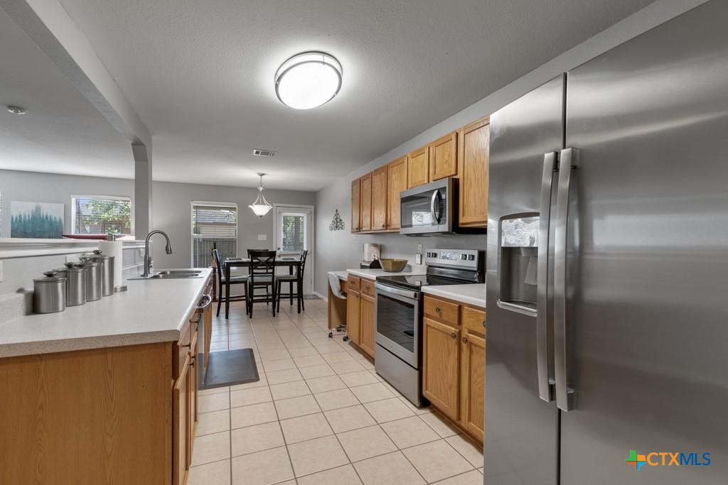 2042 Dragon Trail Property Photo 9