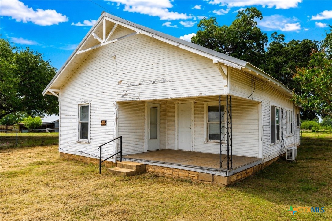 8160 Fm 2412 Property Photo 4