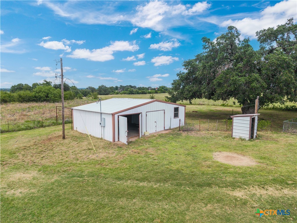 8160 Fm 2412 Property Photo 12