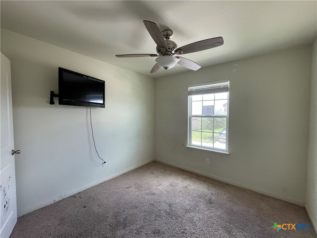 409 Wincliff Lane Property Photo 13