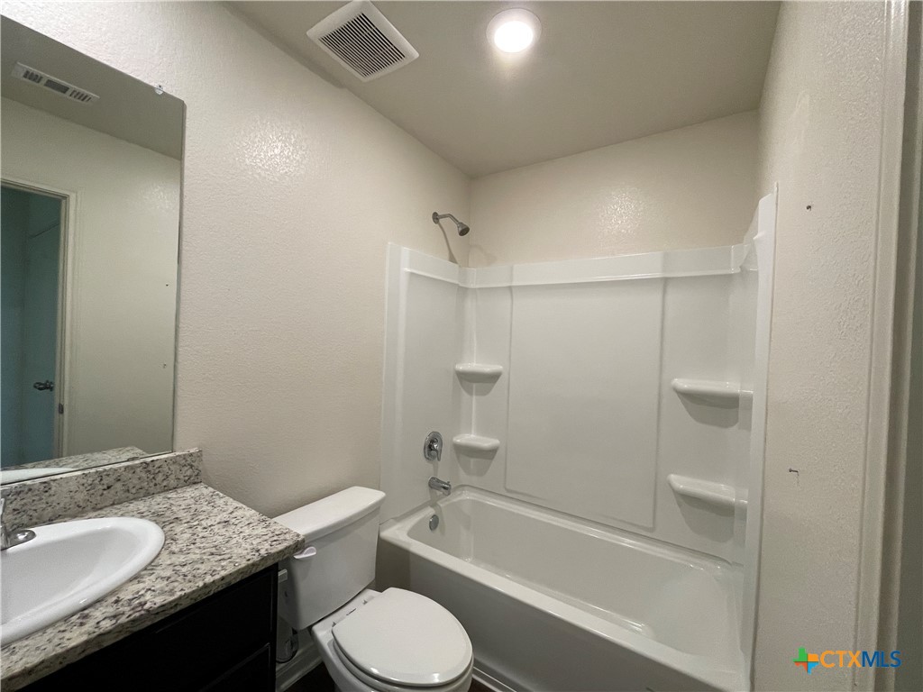 409 Wincliff Lane Property Photo 14