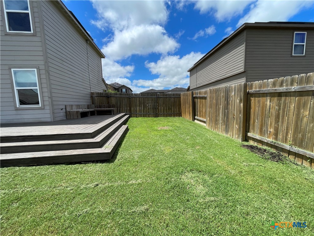 409 Wincliff Lane Property Photo 18