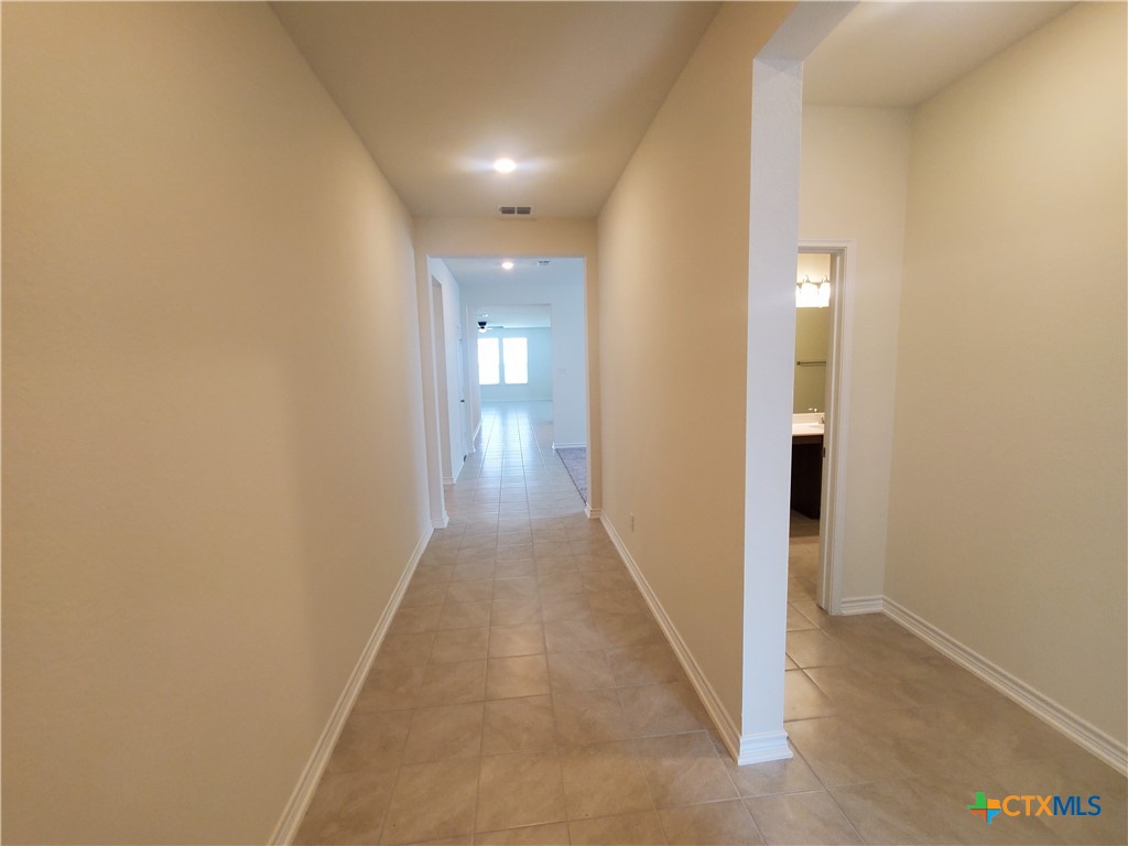 518 Deer Crest Drive Property Photo 4