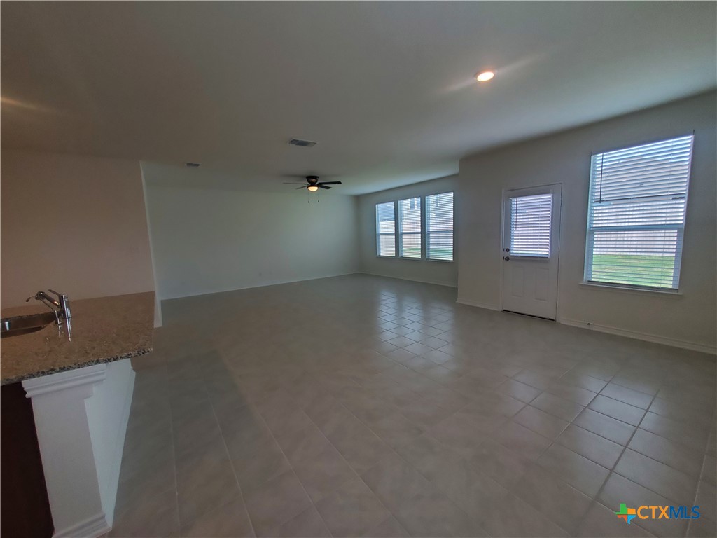 518 Deer Crest Drive Property Photo 10