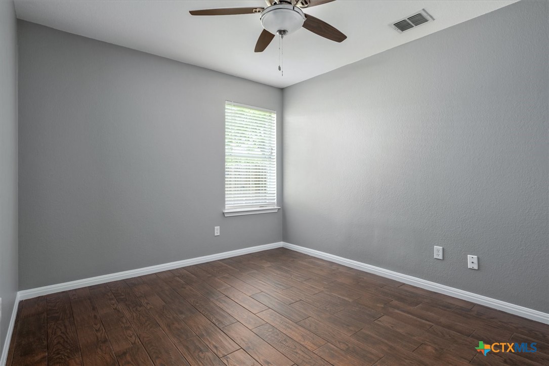 403 Thunderstorm Avenue Property Photo 18