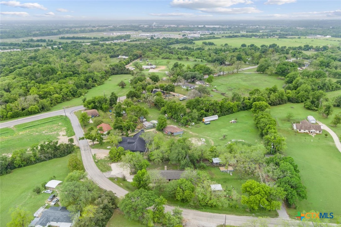 4912 S Pea Ridge Road Property Photo 2