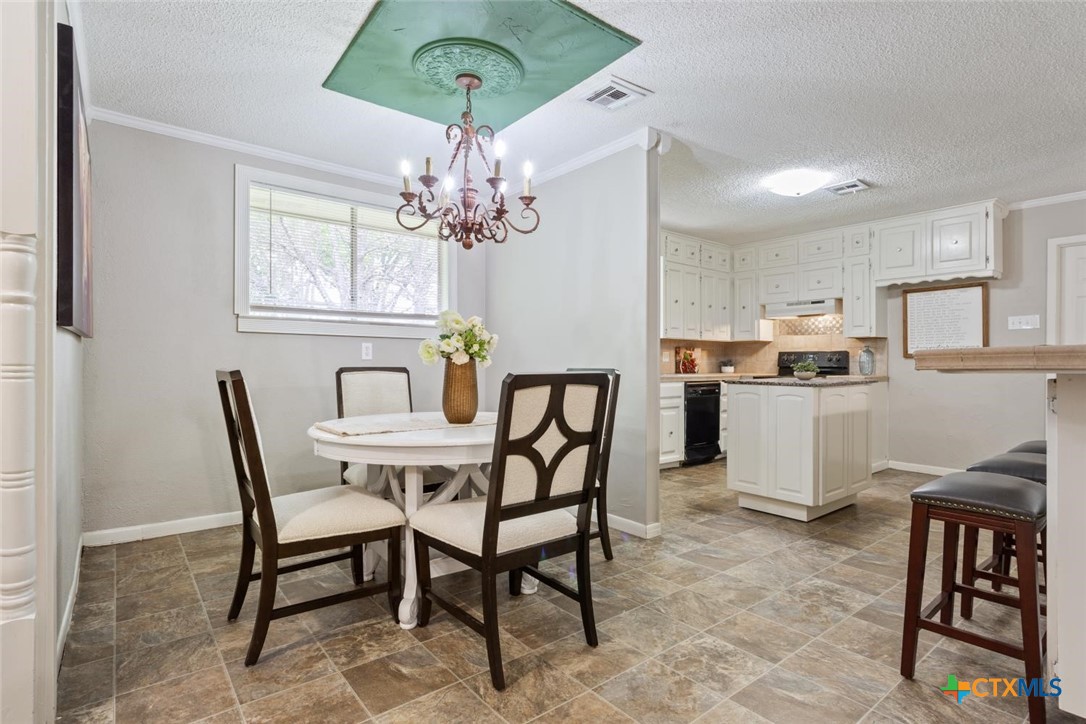 4912 S Pea Ridge Road Property Photo 11
