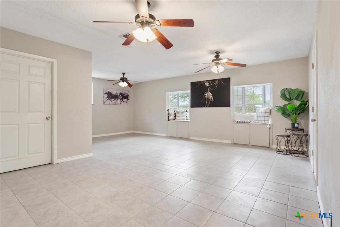 4912 S Pea Ridge Road Property Photo 15