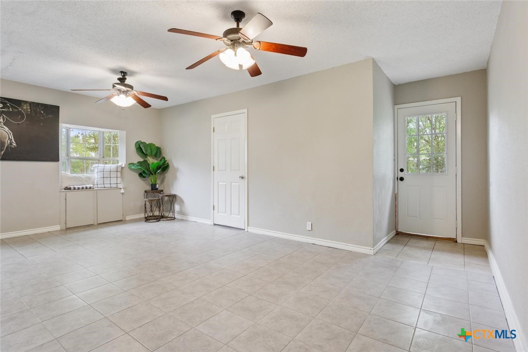 4912 S Pea Ridge Road Property Photo 17