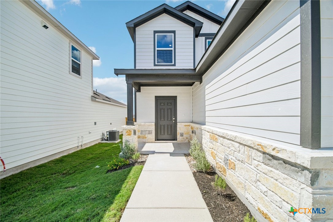 253 Firefox Way Property Photo 4